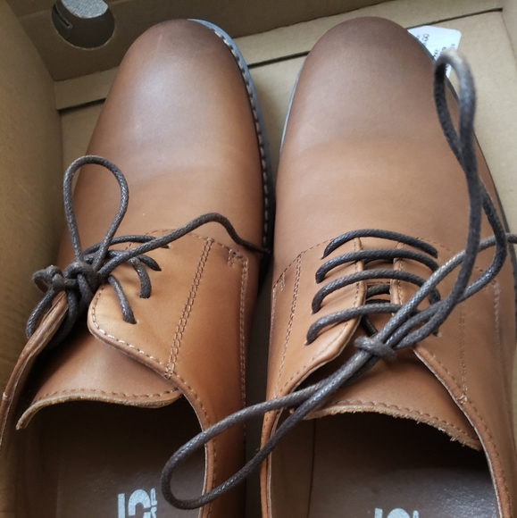 Mens tan shoes - Picture 1 of 3